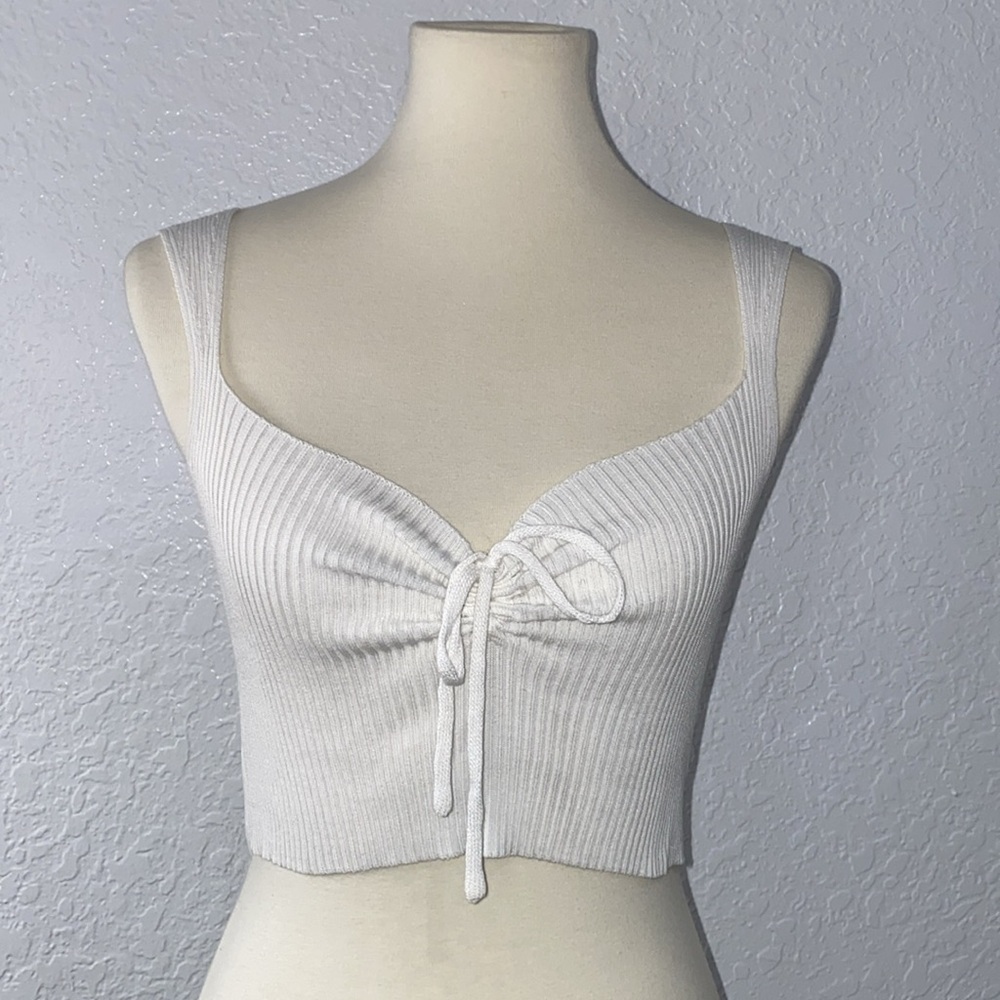 SHEIN WHITE RIBBED CROP TOP SIZE 4